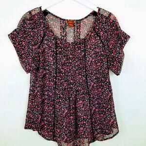 4/$20 dm bm Chiffon Top Pretty Pink Floral on Black - Size M